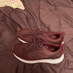 Adidas tennis shoes/maroon